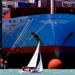 Navio-Bernard-Spragg-Maersk-Freight-Waves