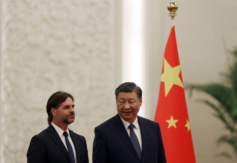 Educación, ciencia, comunicación y alimentos: ¿qué dicen los 24 acuerdos que firmaron Uruguay y China?