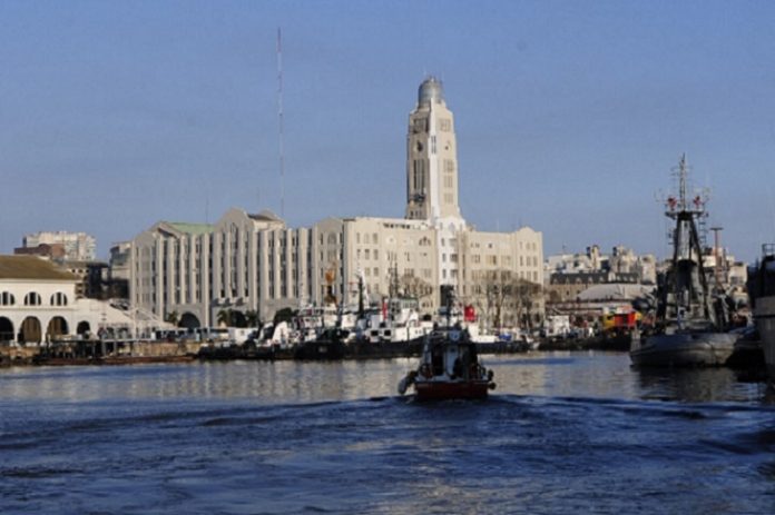 vista puerto montevideo