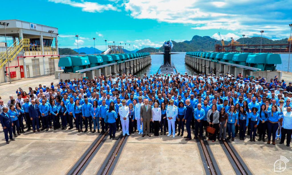 Brasil marca un doble hito naval con el lanzamiento del “Almirante Karam” y la entrega operativa del “Tonelero”