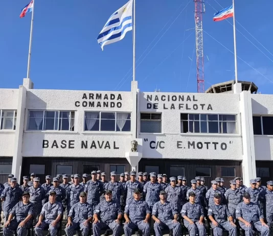 Relevo de la Jefatura en la Base Naval Secundaria “CC Ernesto Motto” en La Paloma