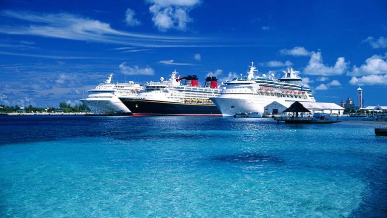 Argentina reabre sus puertos a cruceros a partir de octubre