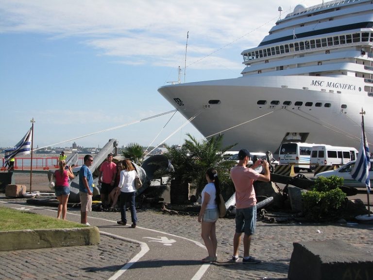 Montevideo, ciudad más segura para turismo de cruceros