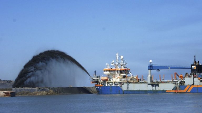 Argentina: Resaltan incorporación de dos nuevas dragas al funcionamiento de la Vía Navegable Troncal