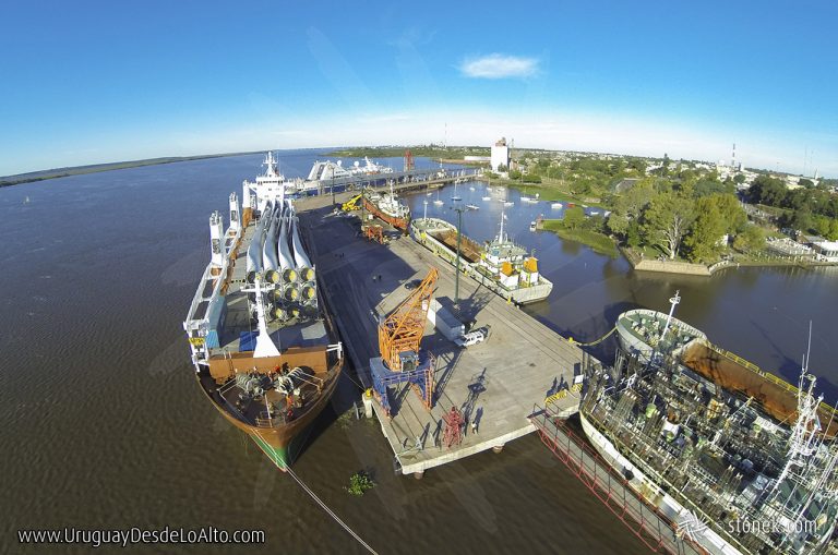 Crece la actividad en el puerto de Fray Bentos: acuerdo con Bolivia y otro posible con Paraguay