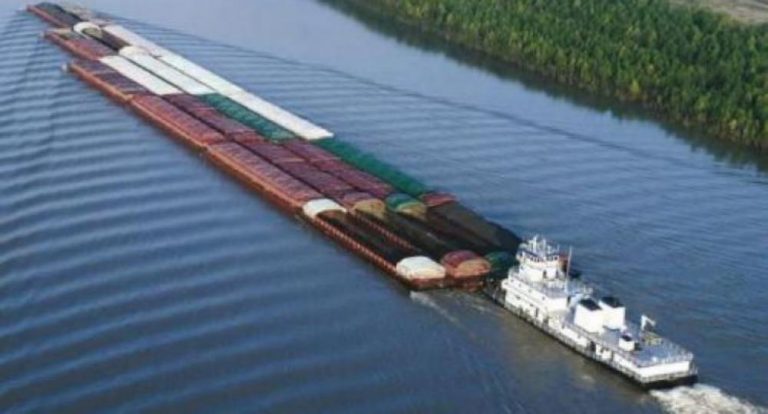 Navieras paraguayas pagaran una tarifa intermedia de peaje en la Hidrovía