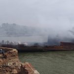 pesquero incendiado