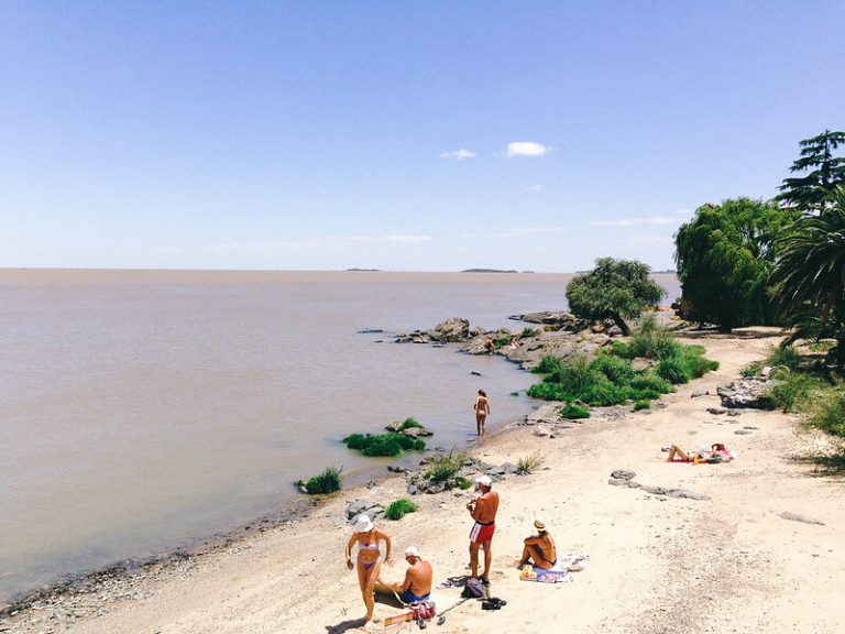 Colonia: Policía inicia Operativo Verano Azul para la temporada 2023-2024
