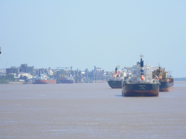 Argentina: Privados piden acelerar nueva fecha de licitación de Hidrovía