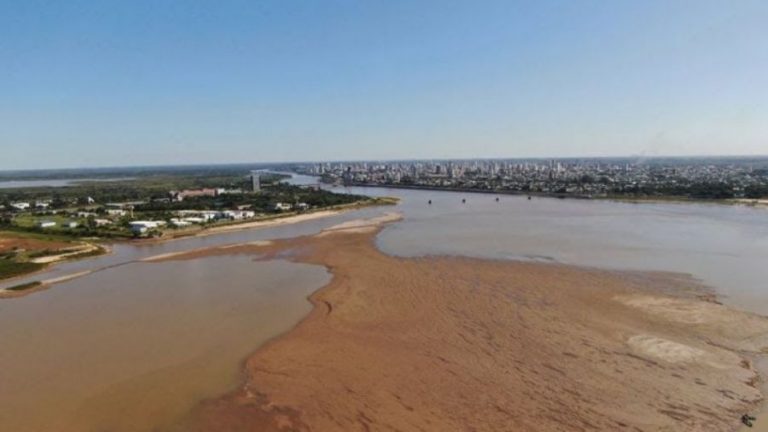 Bajo nivel de río Paraguay provoca retrasos en transporte marítimo de granos