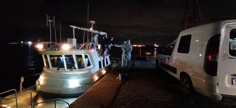 Tres marinos filipinos con covid fueron desembarcados en Puerto de Montevideo