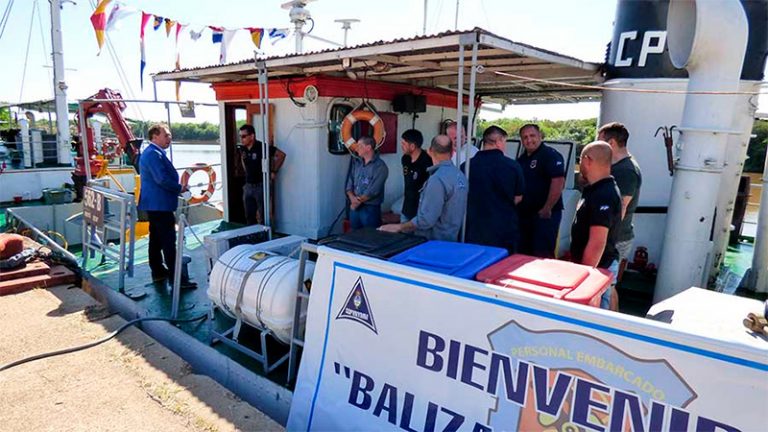 Vías Navegables de la Nación destinó un balizador exclusivo para el río Uruguay