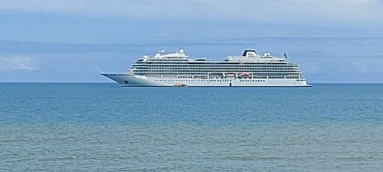 Uruguay recibió su primer crucero en 20 meses: adelantó su llegada por las restricciones que le impidieron desembarcar en Argentina