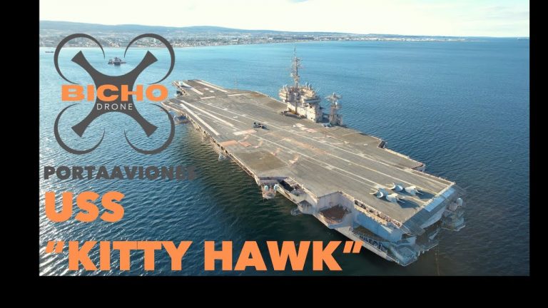 “Kitty Hawk” recala en aguas de Uruguay, camino del desguace
