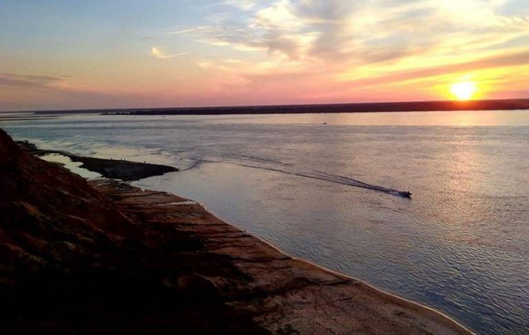 Podrían registrarse repuntes de los ríos Paraná y Uruguay