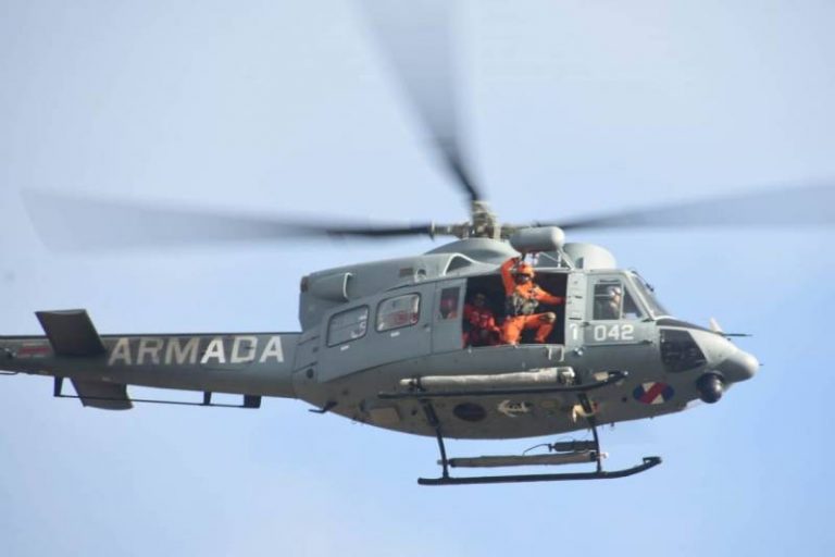 Un helicóptero de la Aviación Naval protagoniza un exitoso rescate en Uruguay