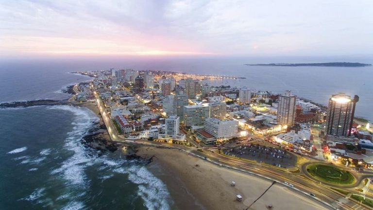 Todo pronto para temporada de verano en departamento uruguayo de Maldonado