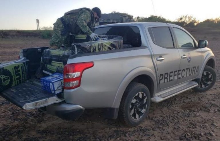 Armada Nacional detuvo embarcación en Bella Unión e incauto 300 botellas de fernet