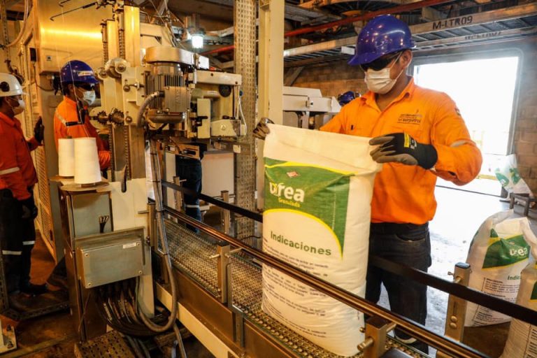 ANUARIO 2022: La urea boliviana genera demanda en siete países y Gobierno alista una segunda planta