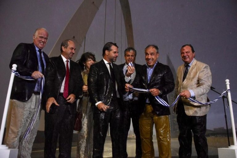 La Inauguración de viaducto en rambla portuaria fue realizada este lunes