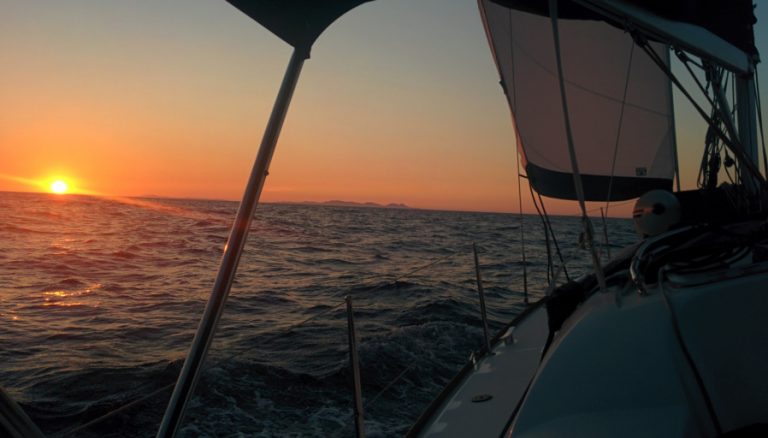 De la ciudad al río: el privilegio de navegar por placer