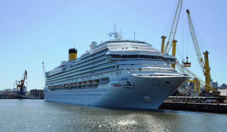 En el puerto de Montevideo algunos arribos de cruceros