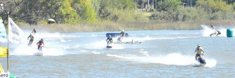 Fray Bentos: Gran espectáculo en la rambla Sudamericano de Motonáutica y Jet Sky