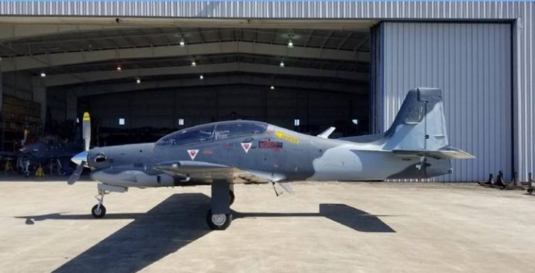 Nuevas ofertas para la Fuerza Aérea Uruguaya: T-27 Tucanos ex franceses y KT-1 coreanos con montaje local