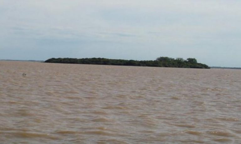 Colonia:  No hay fecha para el inicio del dragado de mantenimiento Canal Sur Isla Sola