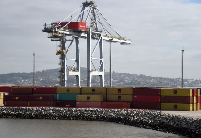 Recorrida por el puerto de Montevideo. TCP Katoen Natie
