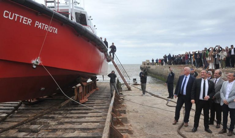 Cutter Patriota: embarcación fabricada totalmente en Uruguay