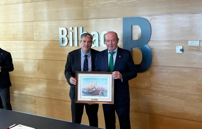 El puerto de Bilbao y los de Uruguay acuerdan una senda de colaboración