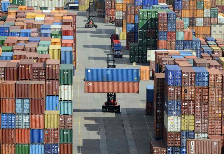 Contenedores: el puerto de Montevideo se dirige al tercer año récord de movimientos