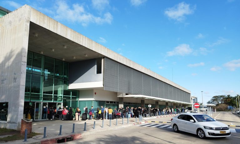 La Terminal Fluvio-Marítima de Pasajeros del Puerto de Colonia cerrará el 2023 con más de 2.5 millones de pasajeros movilizados