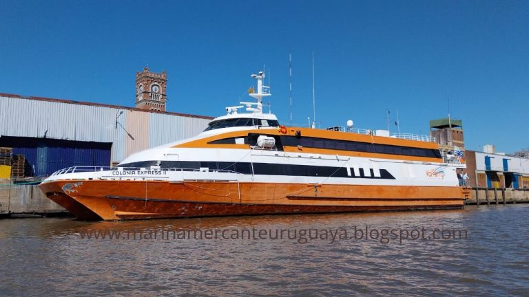 ¡Colonia Express II Llega Triunfante al Puerto de Buenos Aires!