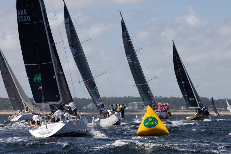 Regata Rolex Circuito Atlántico Sur llegó a Punta del Este y brindó un espectáculo sobre el mar