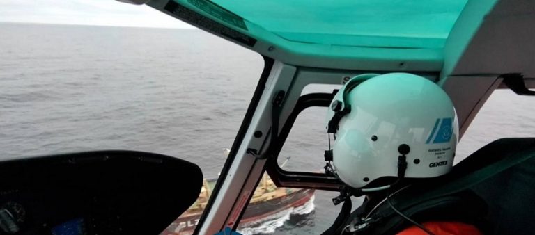 Argentina: Impactante operativo en el mar: Prefectura evacuó de urgencia a un tripulante enfermo