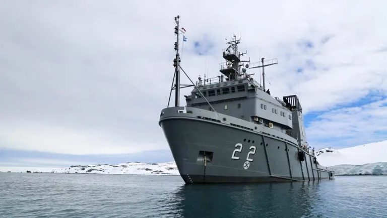 Las Armadas de Argentina y Chile concluyeron la reunión de crítica final de la XXVI Patrulla Antártica Naval Combinada