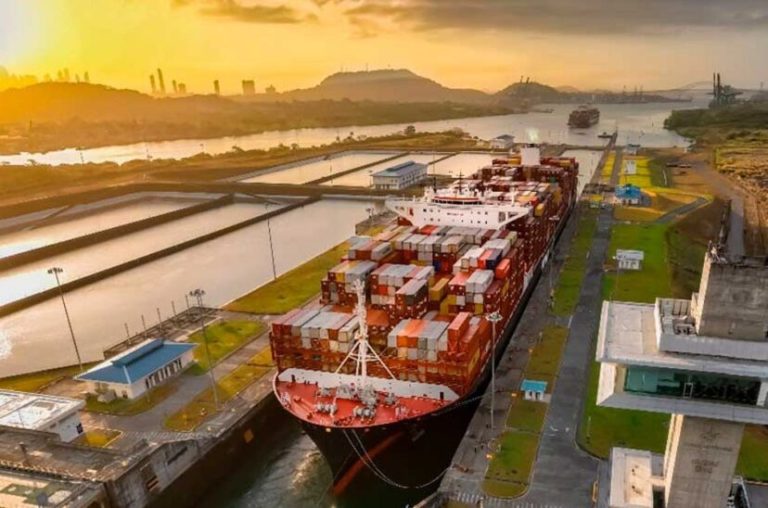 Canal de Panamá supera los 8.500 tránsitos de alto calado en 2026, mientras la industria sigue de cerca la evolución de El Niño