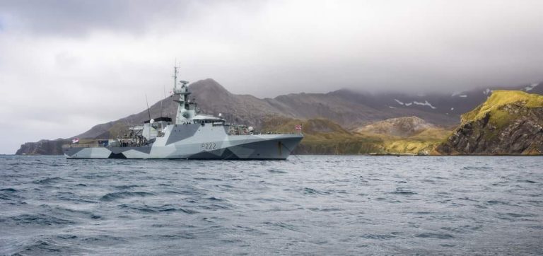 Ejército Británico Realiza Maniobras en las Islas Malvinas