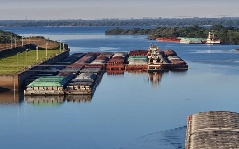 Baja el río Paraguay: “Se va a dificultar más, pero no vamos a dejar de navegar”