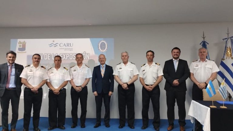 La Armada Argentina culmina con éxito el balizamiento del río Uruguay