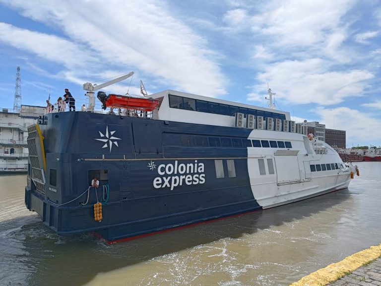 El Colonia Express II inicia operaciones: un nuevo capítulo en la conectividad del Río de la Plata