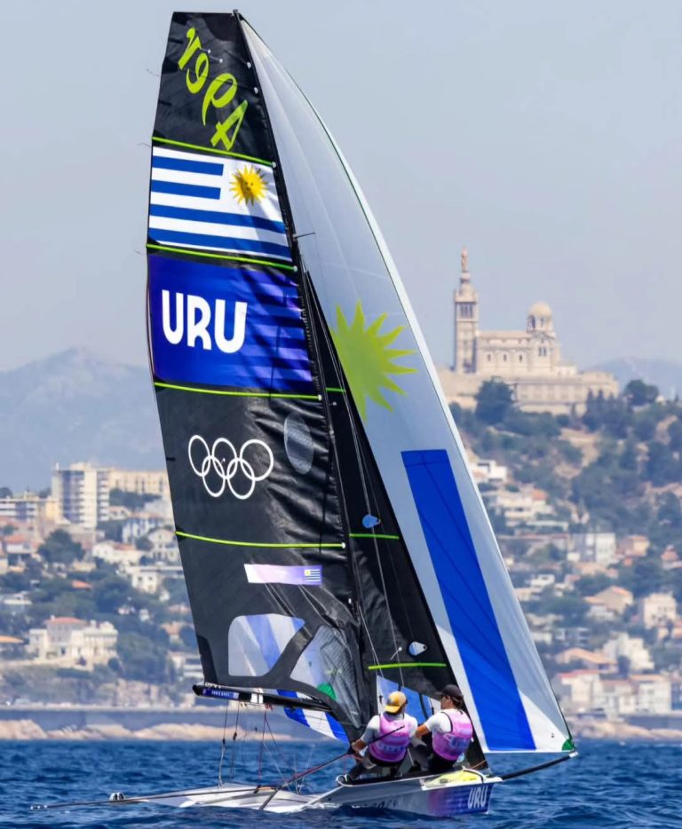 Hernán Umpierre y Fernando Diz ganaron el Gran Prix de Vilamoura en 49er