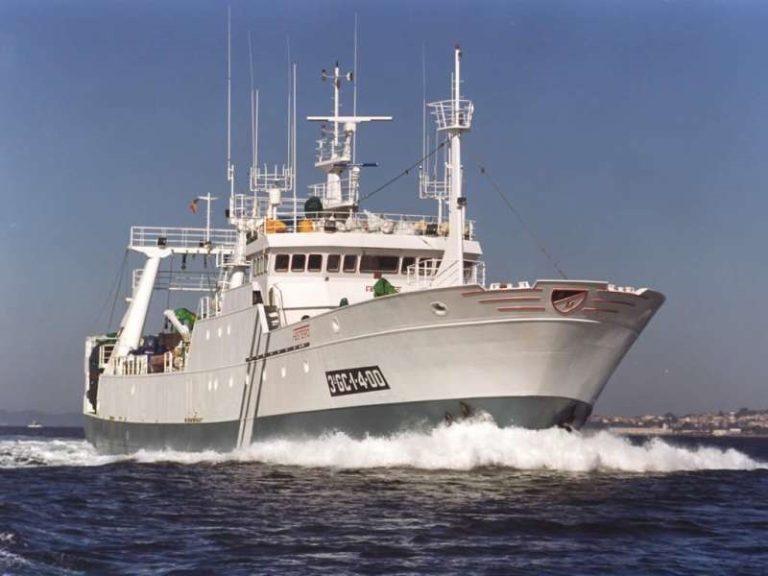 Movimientos y Operaciones de la Flota Pesquera en el Puerto de Montevideo