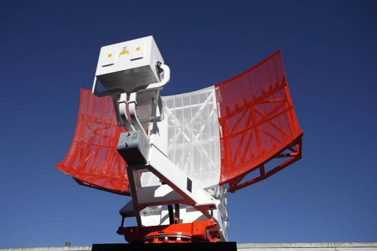 Indra firmará este mes el contrato de radares con el gobierno uruguayo y creará el que será su primer centro tecnológico en Sudamérica