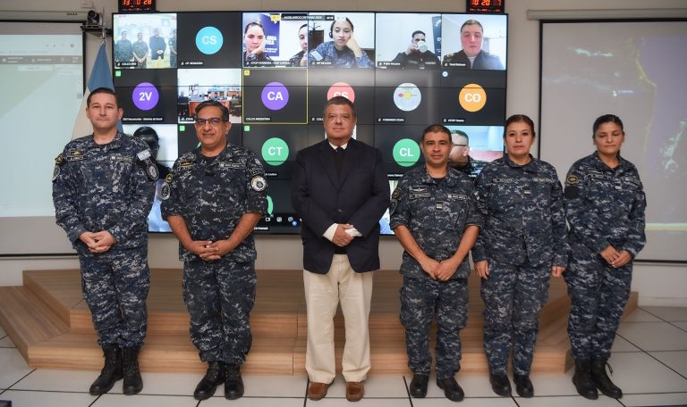 Suboficiales de 13 países participan en curso internacional sobre control naval del tráfico marítimo