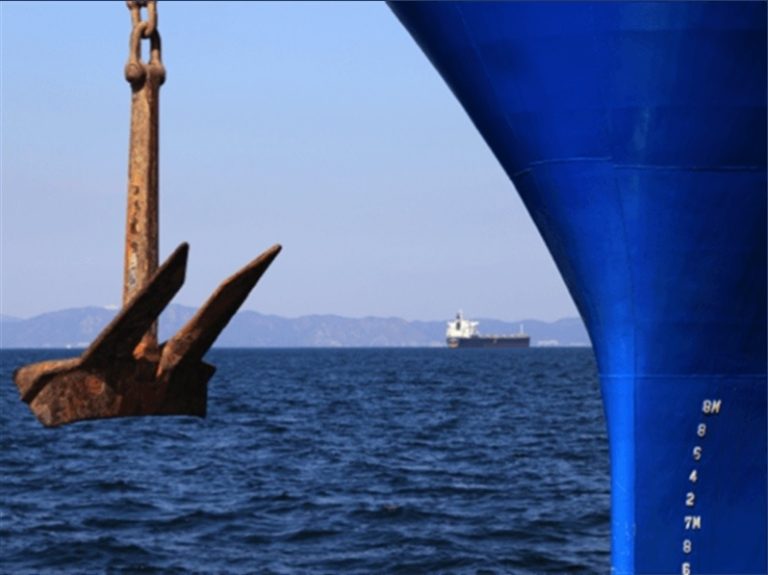 El verdadero secreto del fondeo: no es el ancla, es la cadena