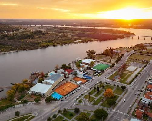 Remeros de Mercedes alcanza su noveno título consecutivo y cierra otro año de supremacía en el remo uruguayo