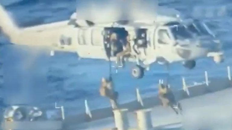 EE.UU. ejecuta una operación de interdicción marítima y toma control de un petrolero sancionado cerca de Venezuela